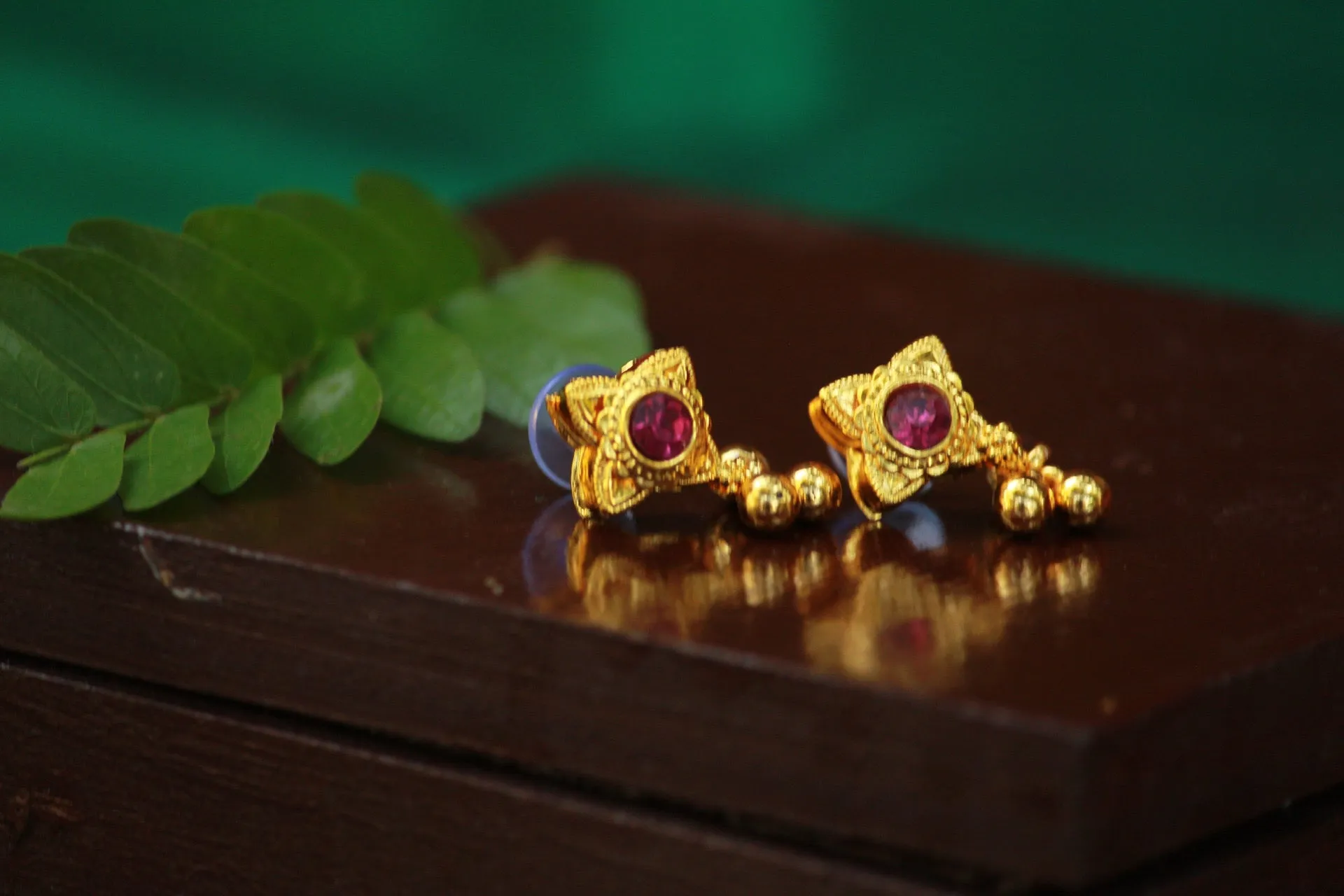 बेलपानटिक   कानातले | Belpantik   Earrings