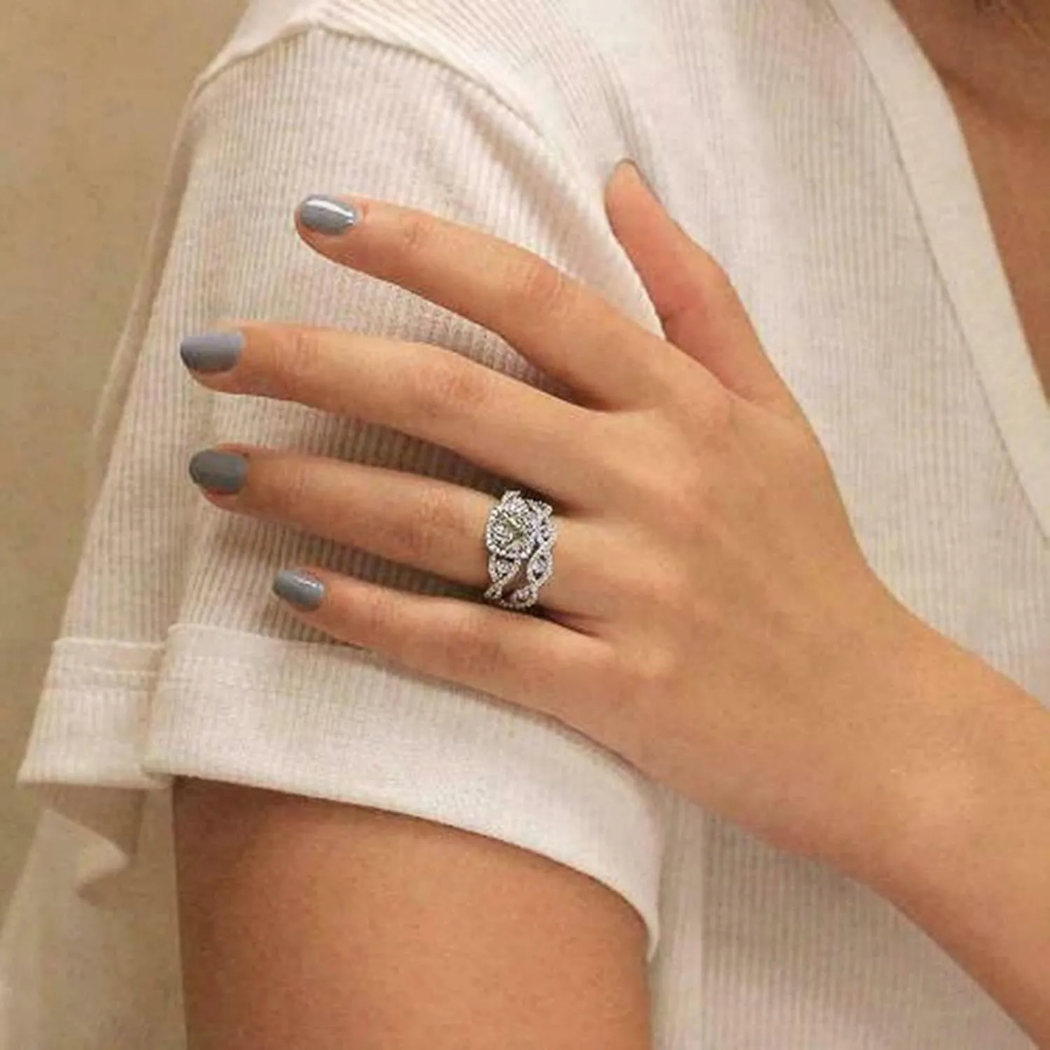 2pcs Inlaid Zircon Wedding Band for Women Stackable Diamond Proposal Ring Exquisite Elegant Promise Ring