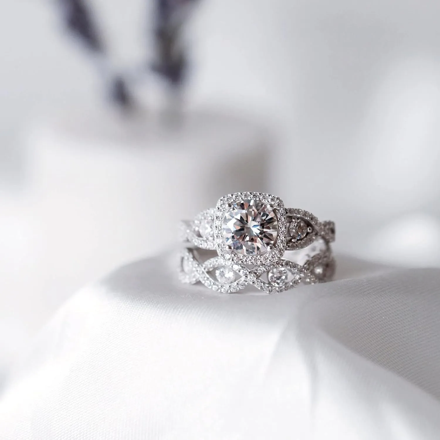 2pcs Inlaid Zircon Wedding Band for Women Stackable Diamond Proposal Ring Exquisite Elegant Promise Ring