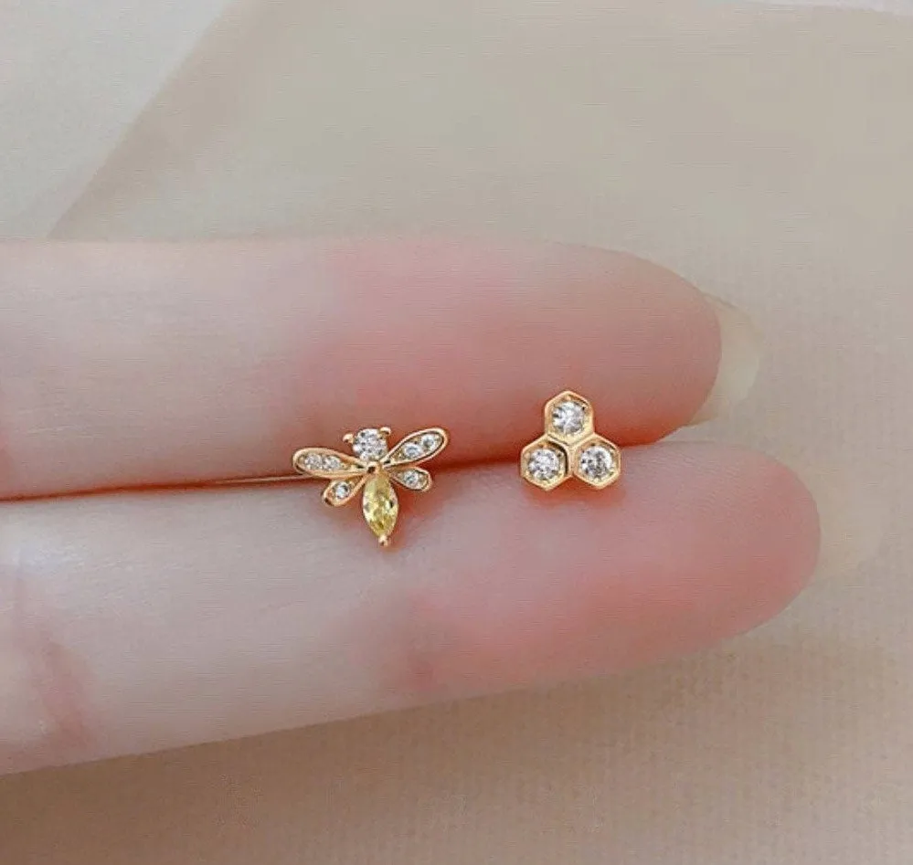 Bee & Honeycomb Earring Set