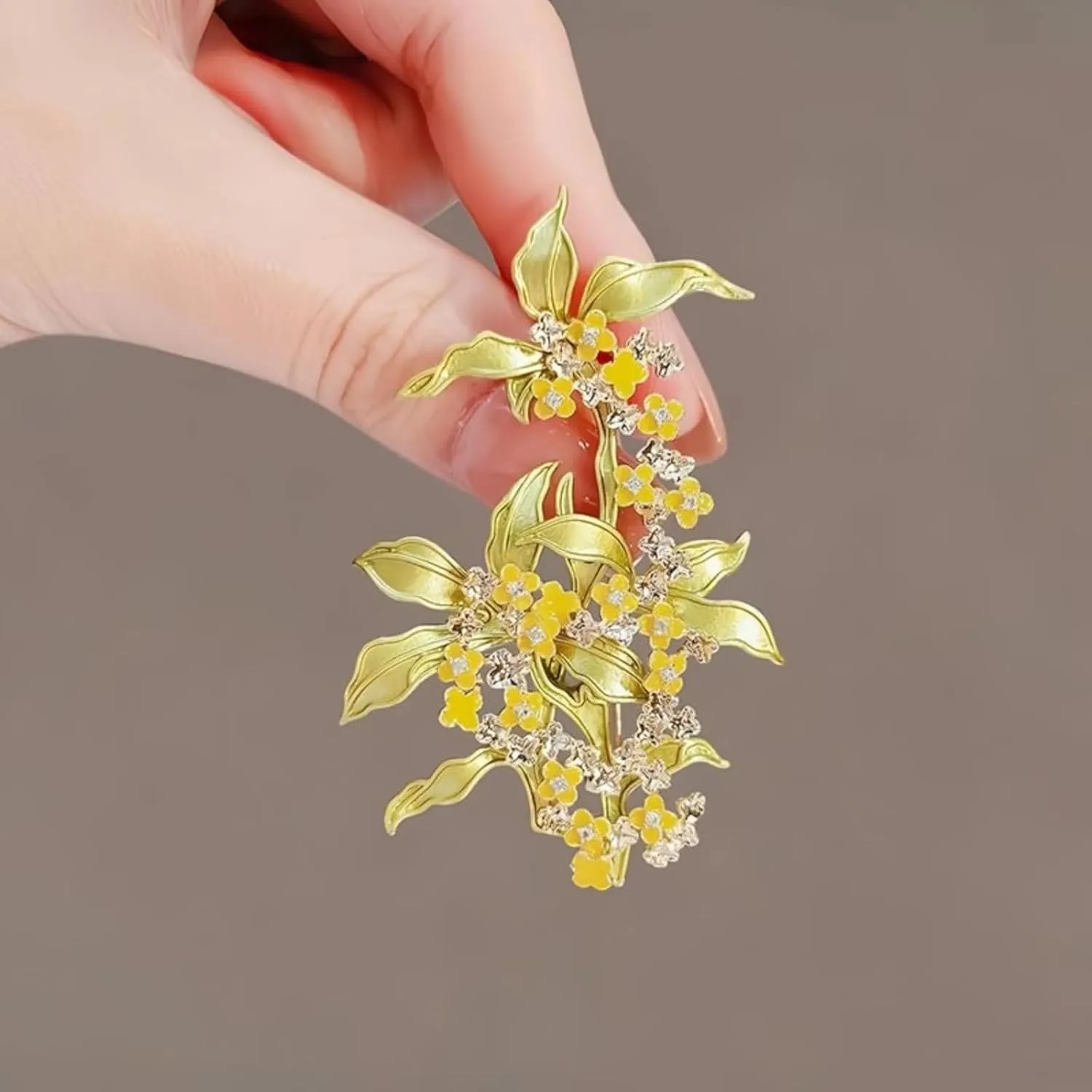 Elegant Flower Brooch for Women, Vintage Premium Enamel Boutonniere, Coat and Suit Pendant Necklace, Jasmine Magnolia Lily Osmanthus Designs