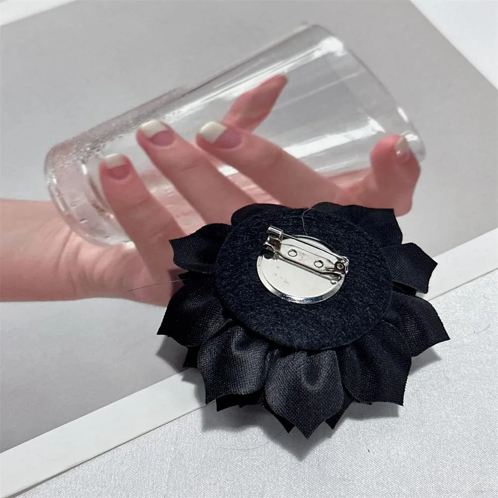 Elegant Leather Peony Flower Brooch Pin for Women Men Handmade Dainty Imitation Leather Rose Floral Brooches Lapel Pins Glossy Wedding Holiday Christmas Dress Accessories Jewelry Gift