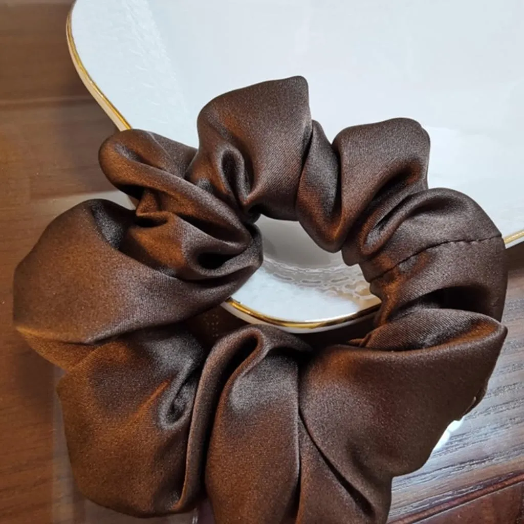 Elegant Scrunchies Soft Silk Hairband Fashionable and Comfortable Haripieces Elastic Hair Scrunchy for Women and Girls