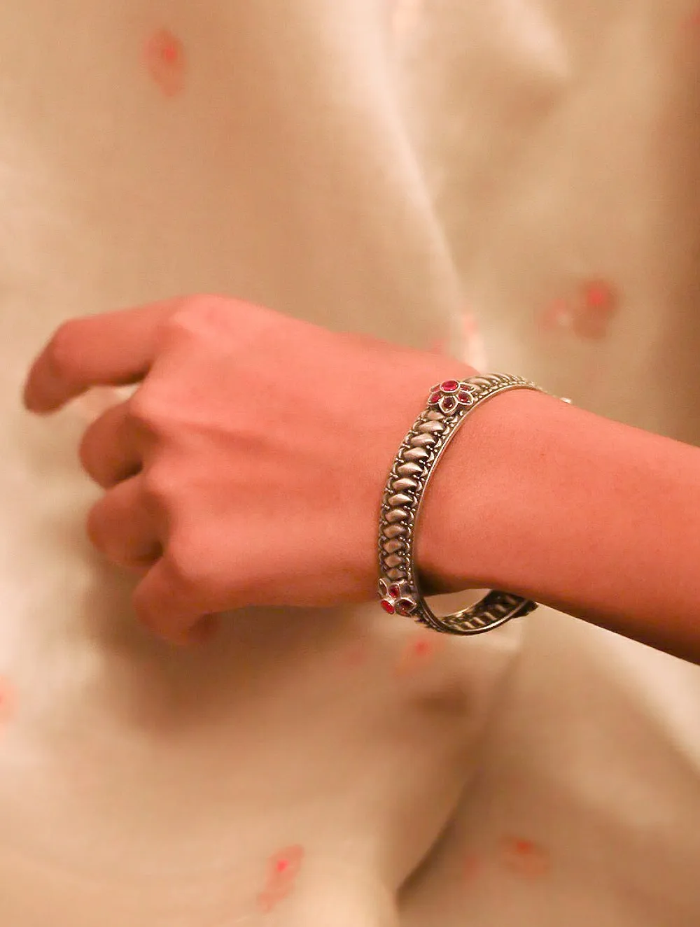 Exclusive Pure Silver Traditional Maharashtrian Kangans