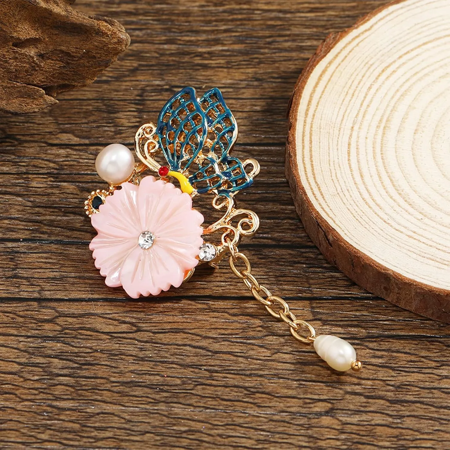 Flower Brooch for Women with Crystals, Pearl, Fashionable Gold Brooch Elegant Rhinestone Brooches Pins Flower Jewelry Blossom Pins and Brooches for Banquet, Party