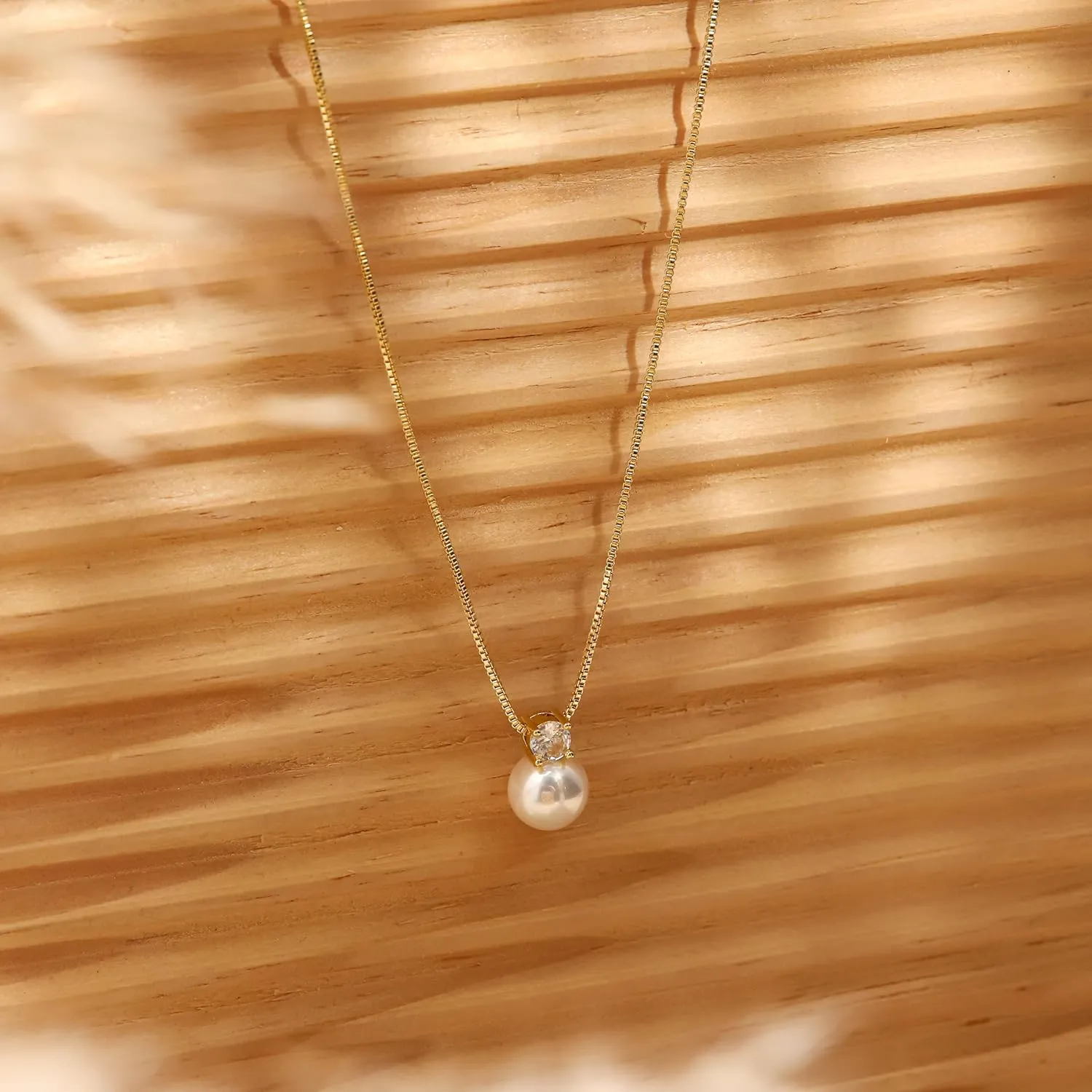 Gold Pearl Necklaces for Women, 14K Natural Freshwater Dainty Pearl Choker Necklaces for Women, Elegant Jewelry for Mom, Wife - Valentine's Day, Anniversary, Wedding Gift