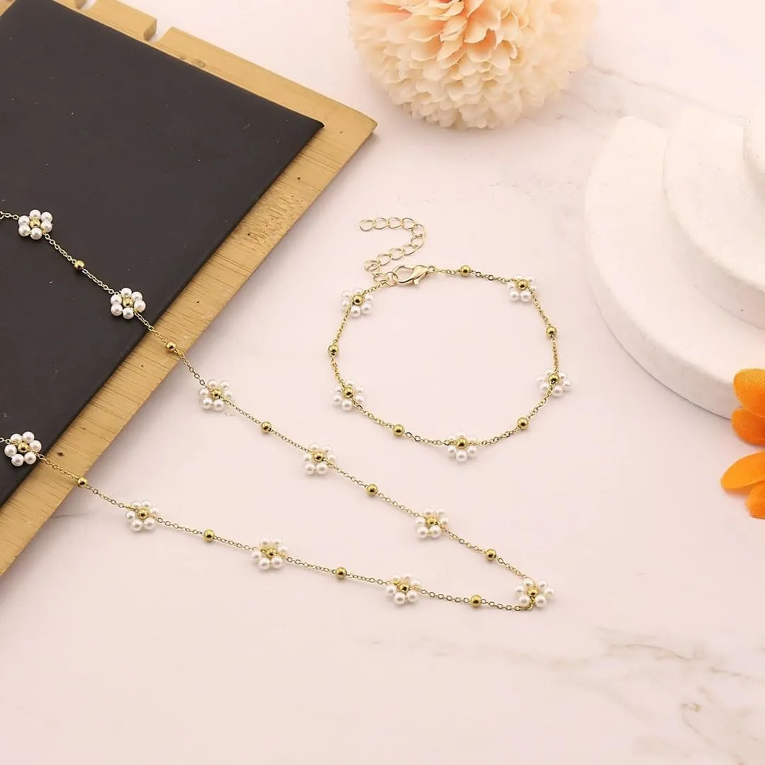 Gold Pearl Necklaces for Women Pearl Necklace Bracelet Set Dainty Daisy Pearl Necklace Bracelets Stack Necklace Bracelets Flower Choker Necklace Christmas Pearl Necklaces Bracelet Jewelry
