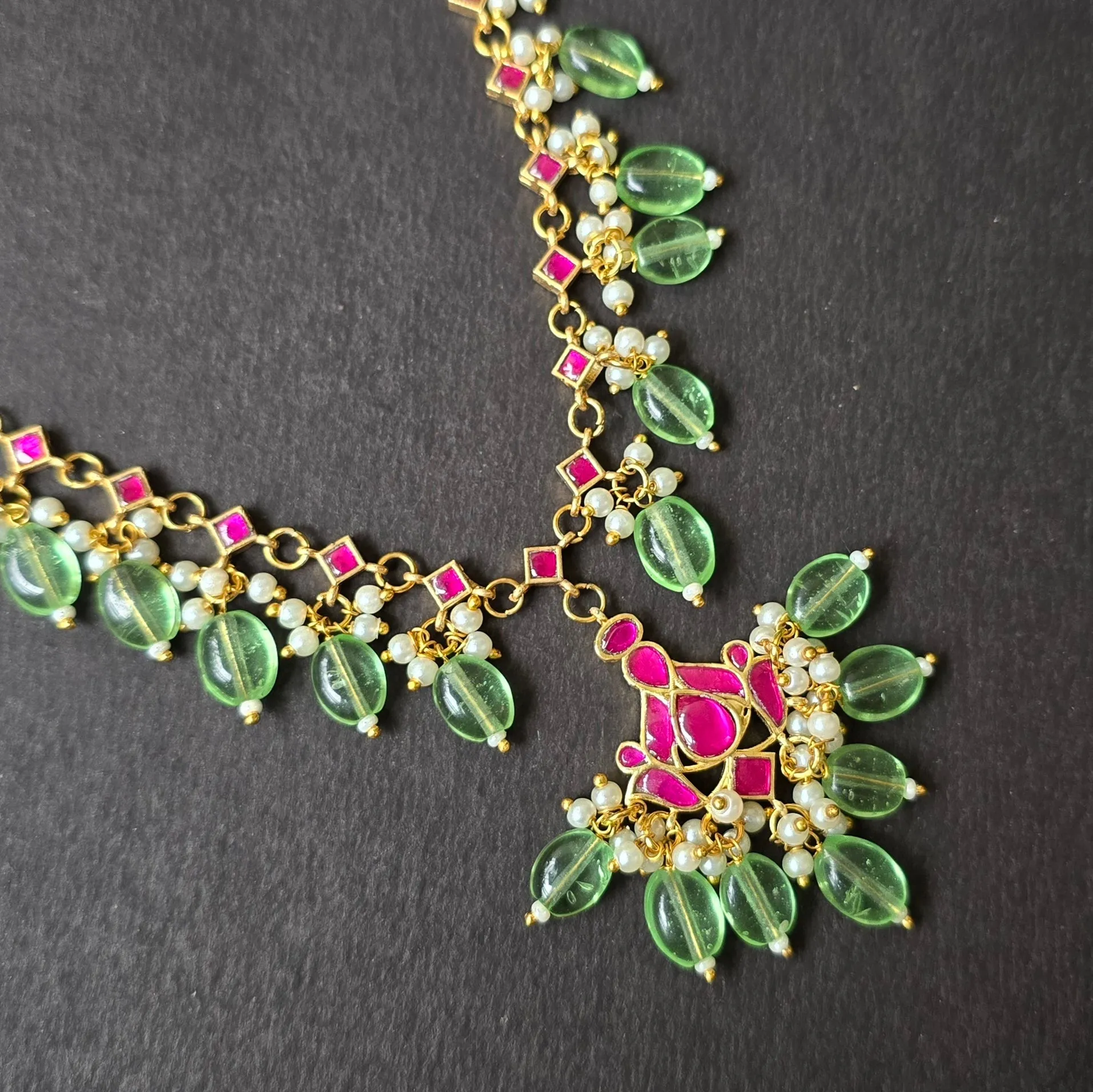 Green Beads Jadau Kundan Short Neckset