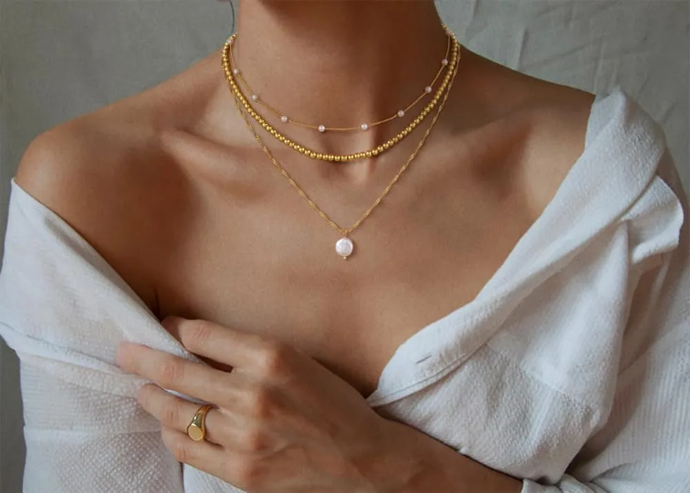 Hothty Gold Layered Charm Necklaces for Women, Dainty Stackable Simple Waterproof Choker Necklace Seashell Pearl Beach Necklaces Set Jewelry Gifts