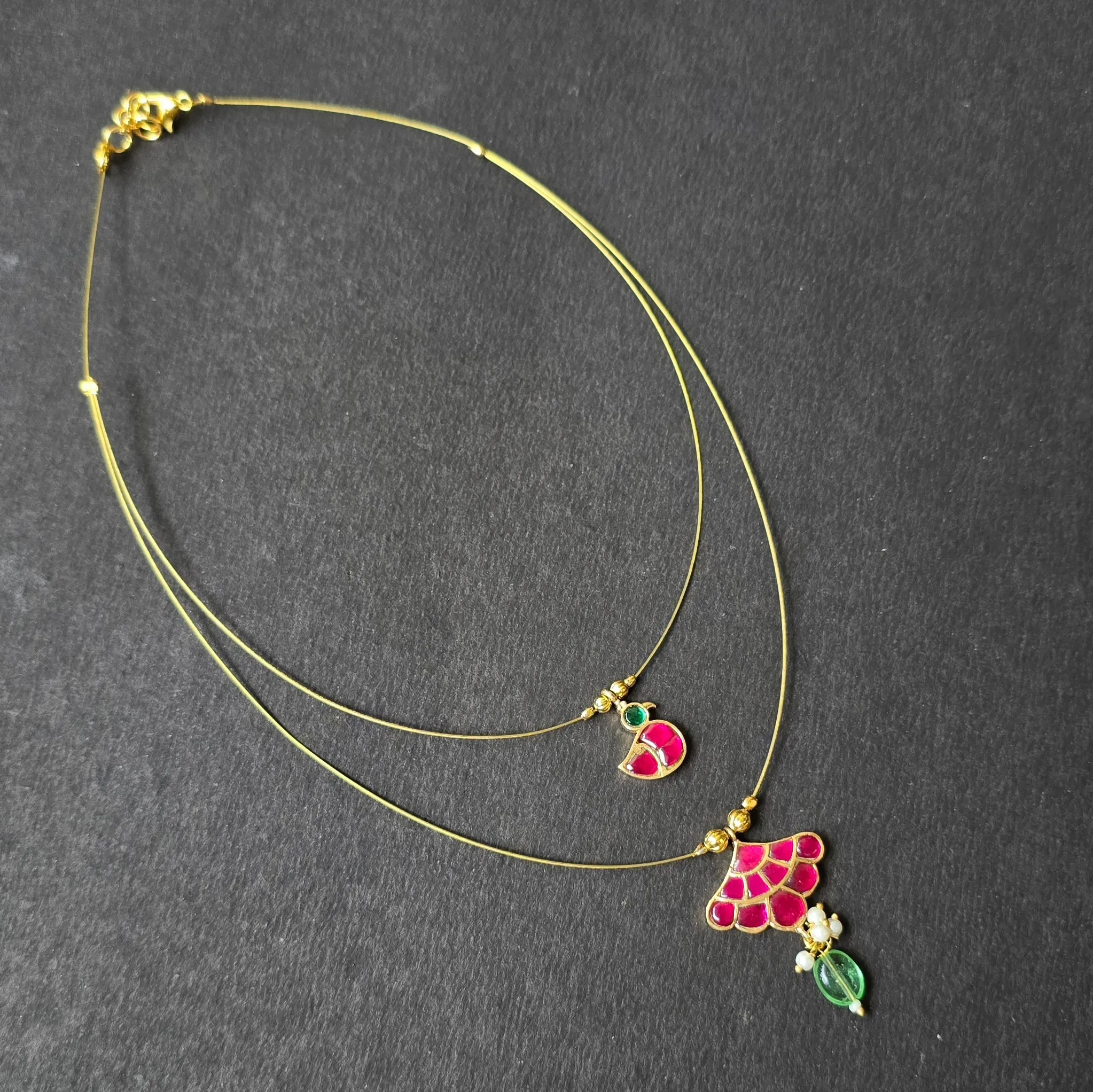 Jadau Kundan Stone Invisible Chain With Green Beads