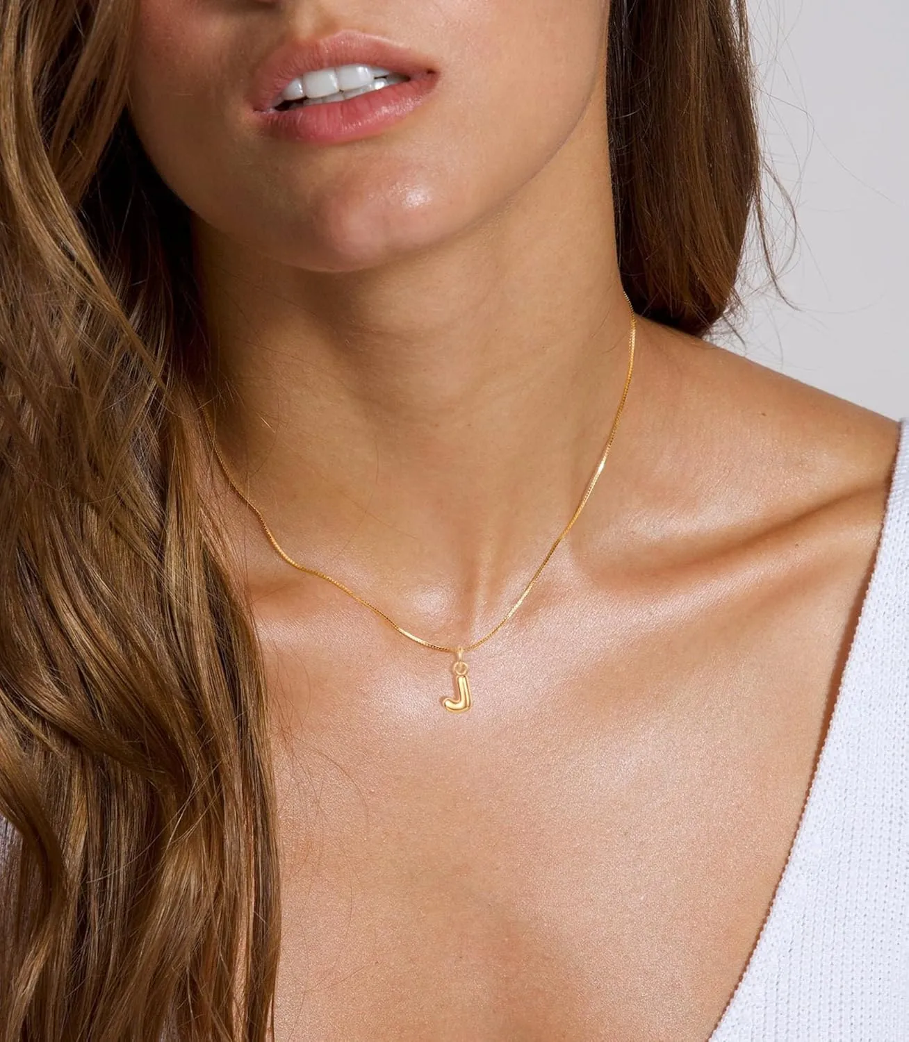 KOHOTA Gold Bubble Letter Necklace for Women 14k Gold Plated Balloon Initial Letter Pendant Necklace Personalized Dainty Tiny A-Z Name Charm Choker Necklace Simple Cute Trendy Jewelry Gift for Women