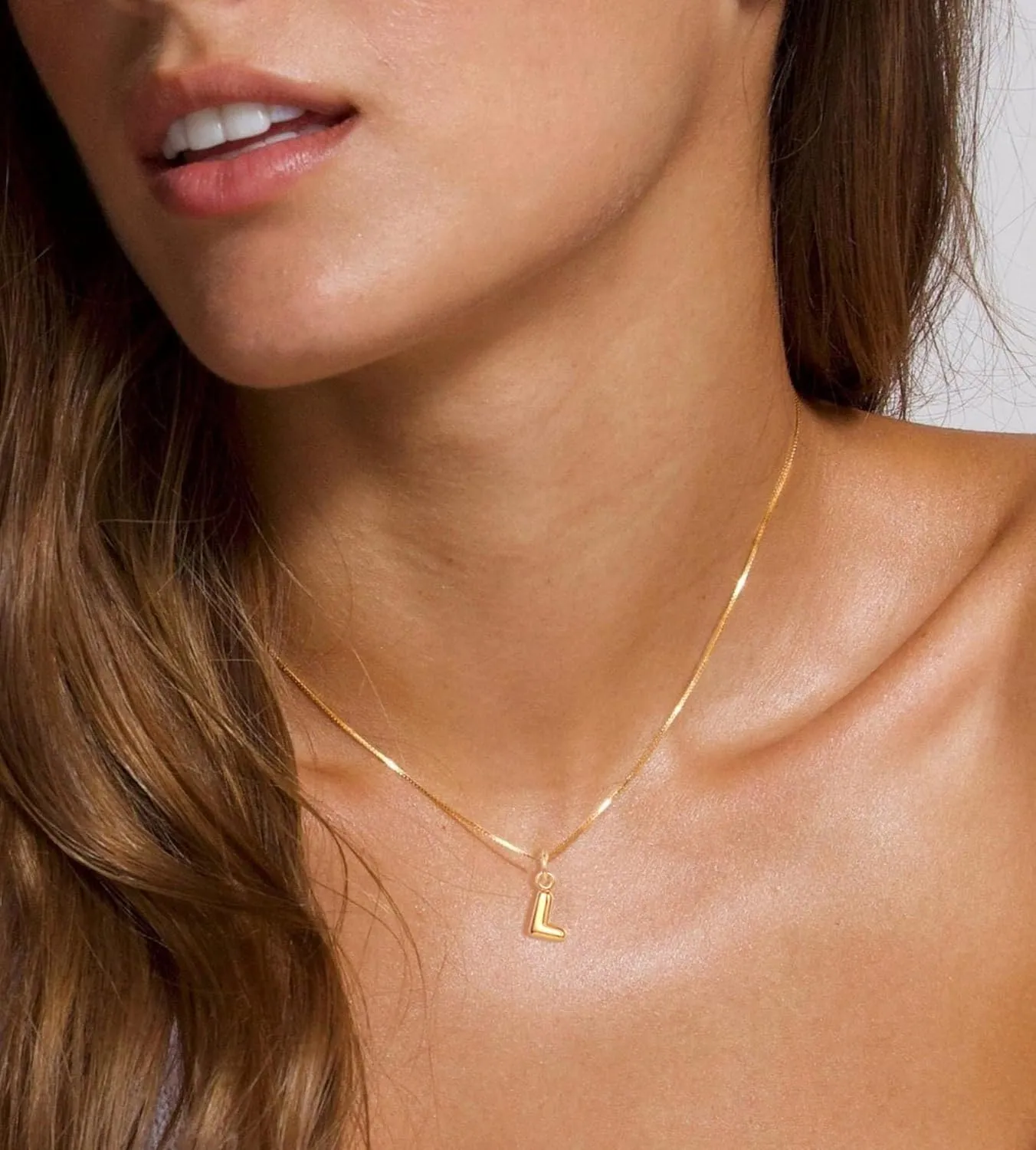 KOHOTA Gold Bubble Letter Necklace for Women 14k Gold Plated Balloon Initial Letter Pendant Necklace Personalized Dainty Tiny A-Z Name Charm Choker Necklace Simple Cute Trendy Jewelry Gift for Women