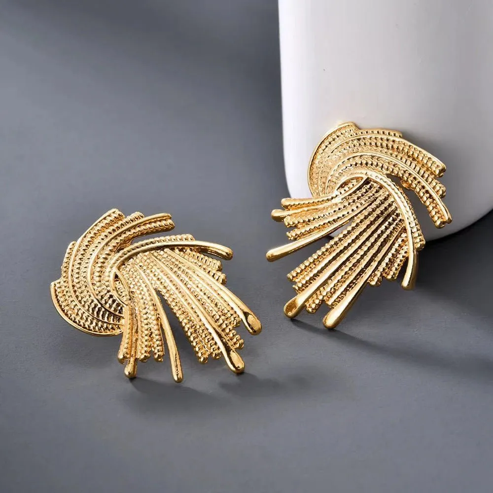 MAC171  High-end And Unique Geometric Metal Earrings