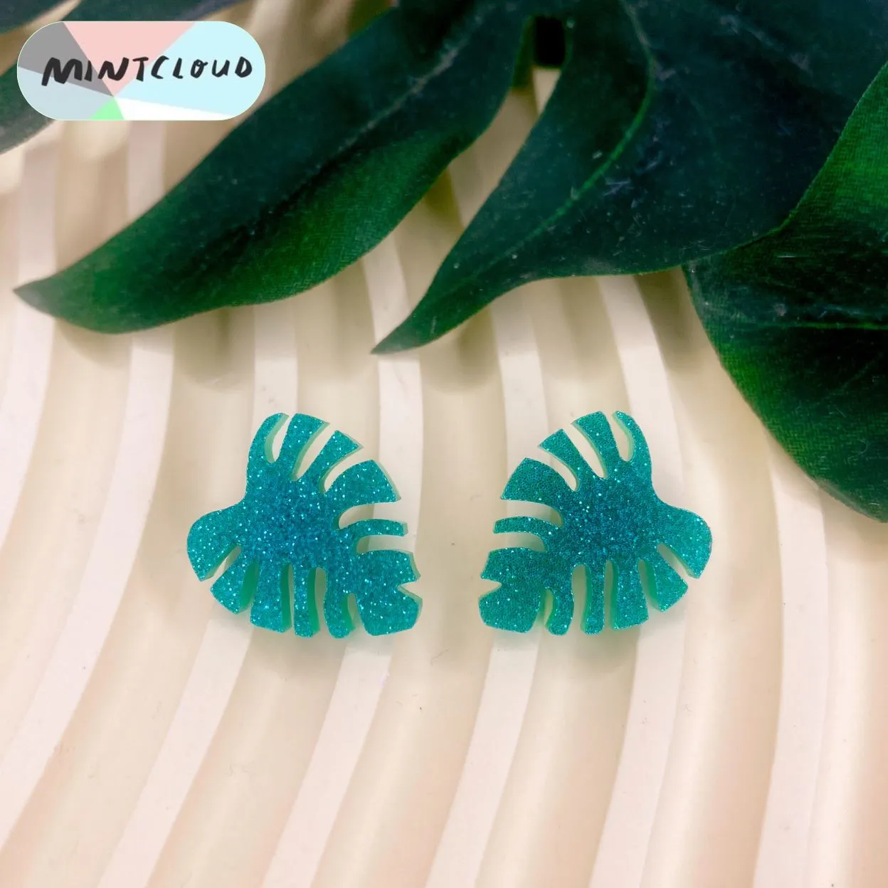 Mintcloud Earrings - Monstera Studs