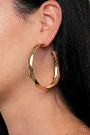 Paparazzi Earring ~ Kick Em To The CURVE - Gold