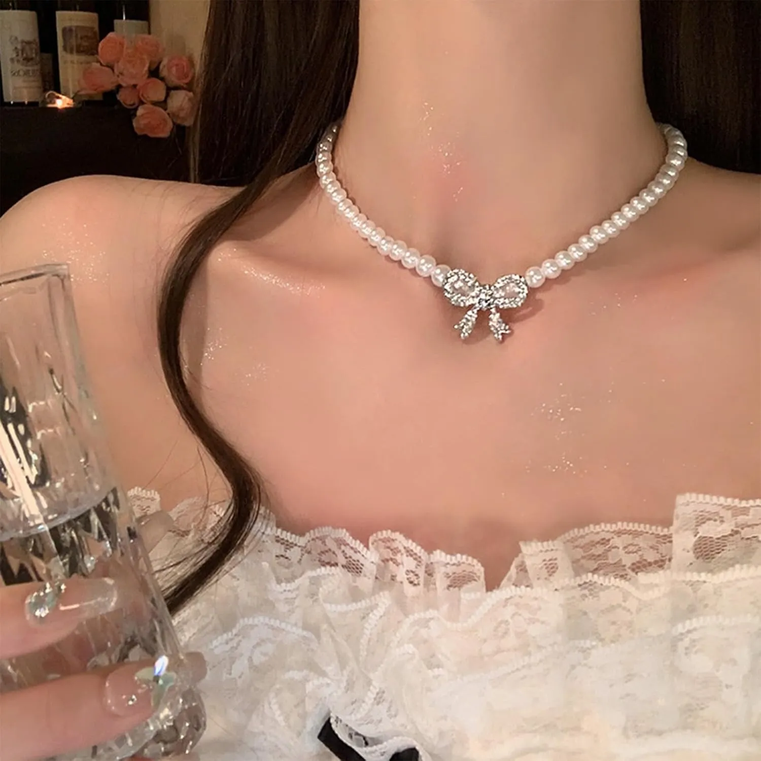 Pearl Bow Necklace for Women Gold Bow Choker Necklaces Layered Bowknot Lariat Necklace Dainty Bow Jewelry Gifts