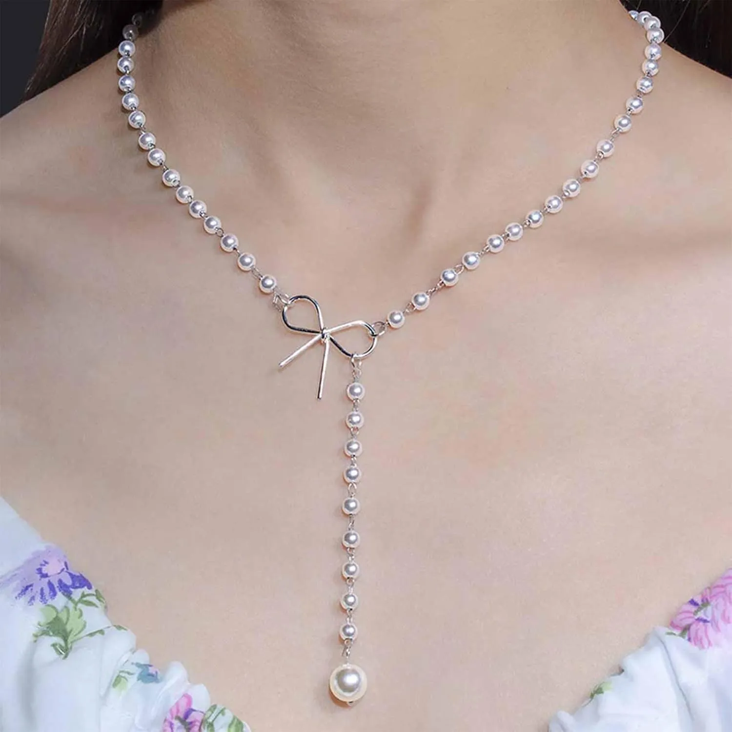Pearl Bow Necklace for Women Gold Bow Choker Necklaces Layered Bowknot Lariat Necklace Dainty Bow Jewelry Gifts