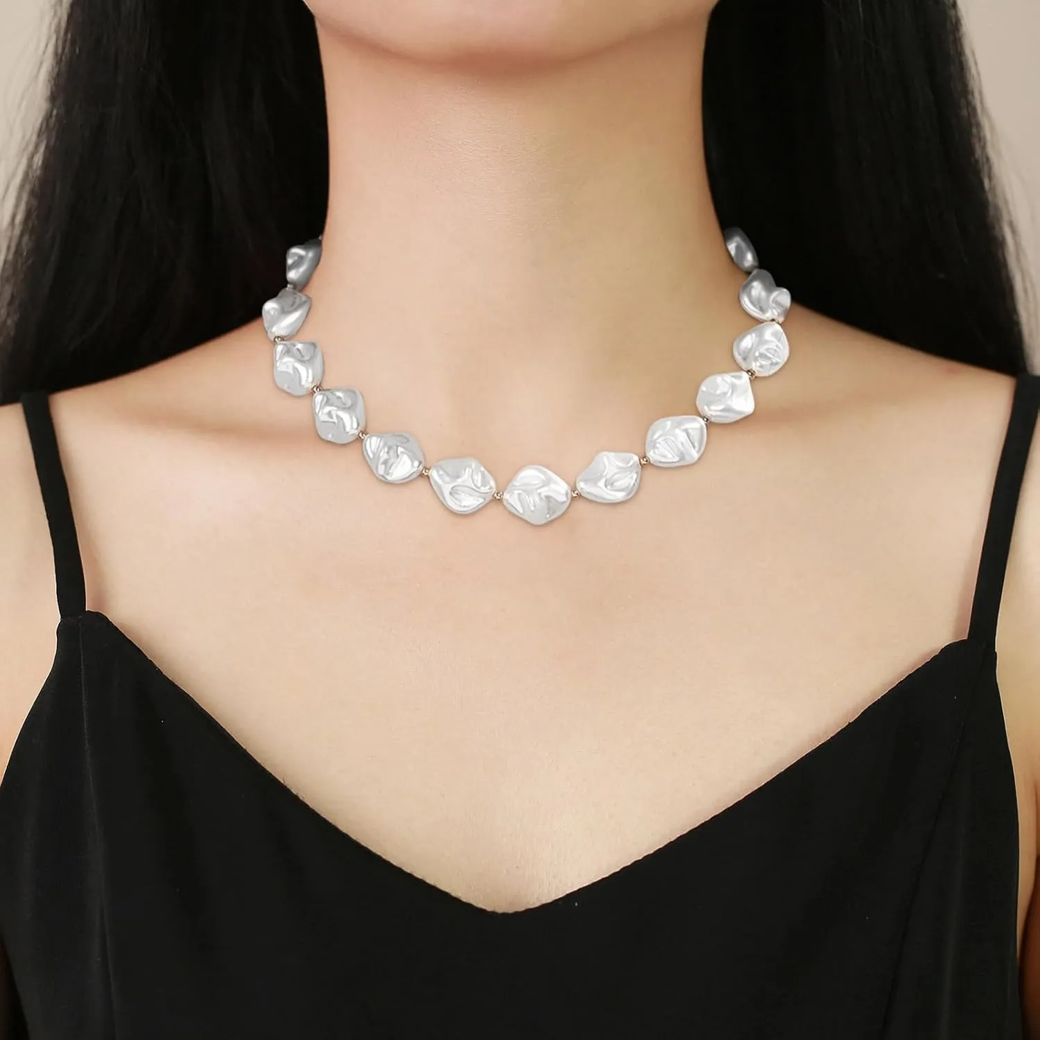 Pearl Necklaces for Women Baroque Pearl Choker Necklace Big Large Chunky Pearl Necklace Dainty Pearl Statement Necklace Gold Pearl Necklace Wedding Prom Jewelry
