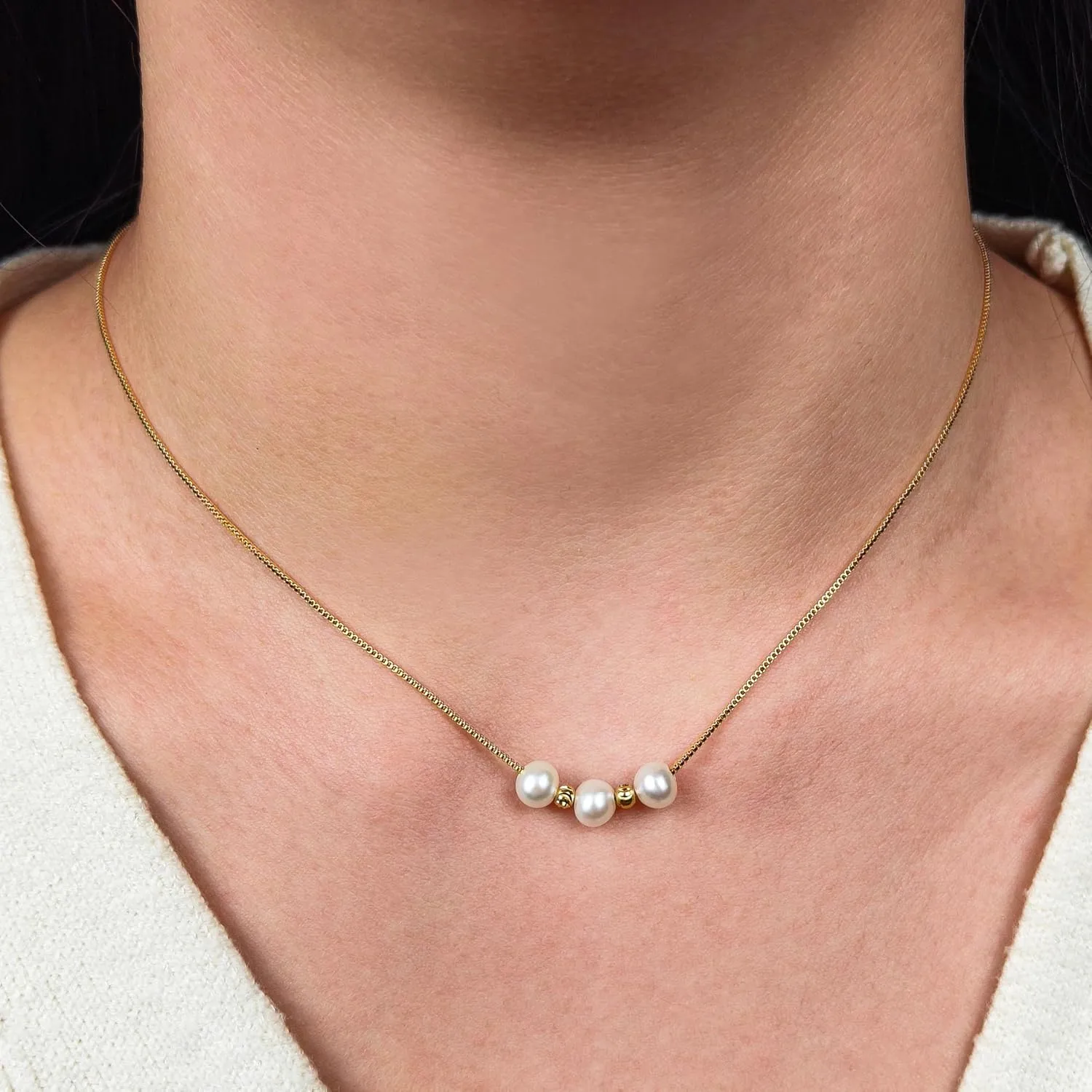PEARLIE Necklaces for Women, Dainty Pearl Choker Necklaces Handmade Pearl Pendant Necklace Simple Gold Necklace Jewelry for Trendy Wedding Birthday