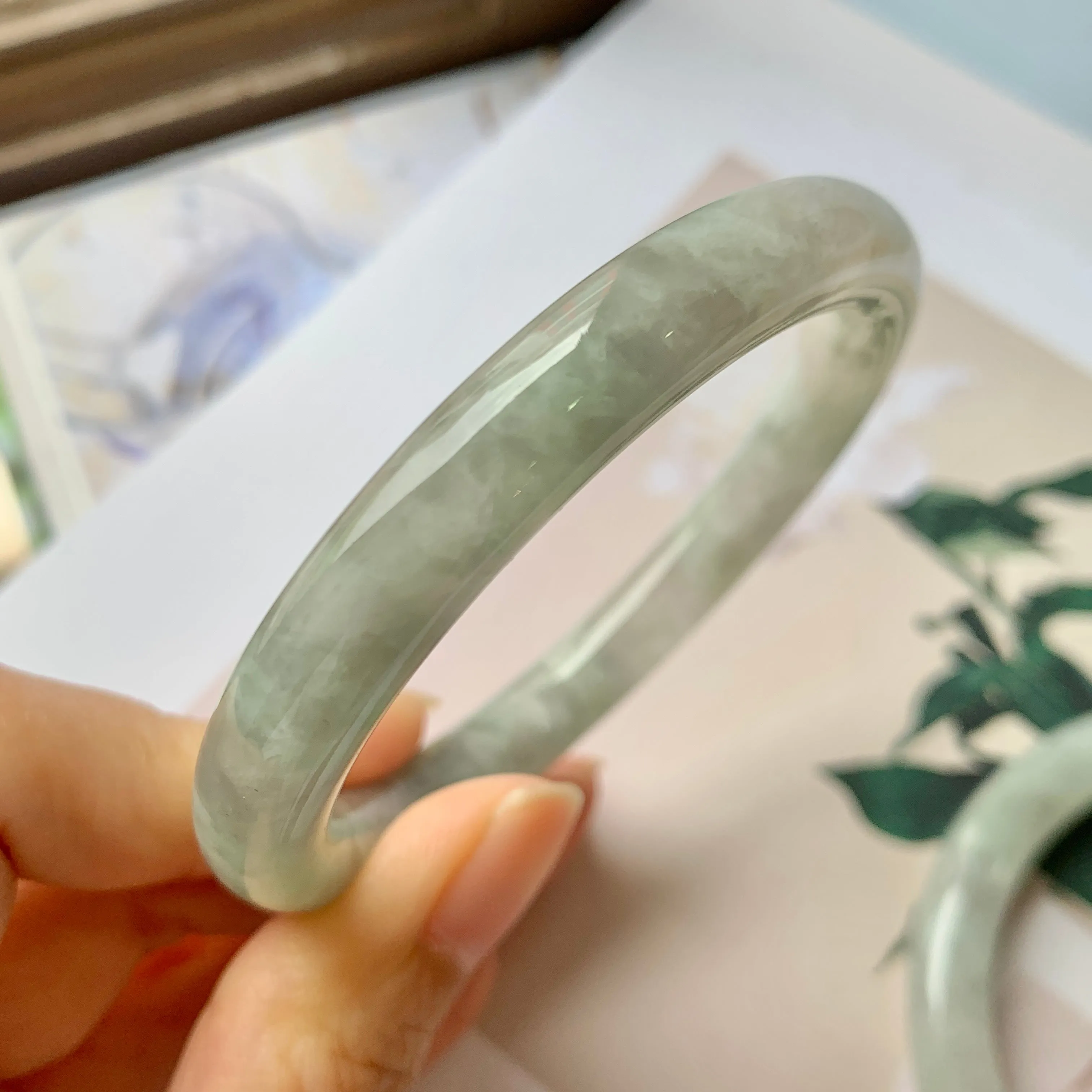 SOLD OUT: 52.4mm A-Grade Natural Light Green Jadeite Traditional Round Bangle No.151944