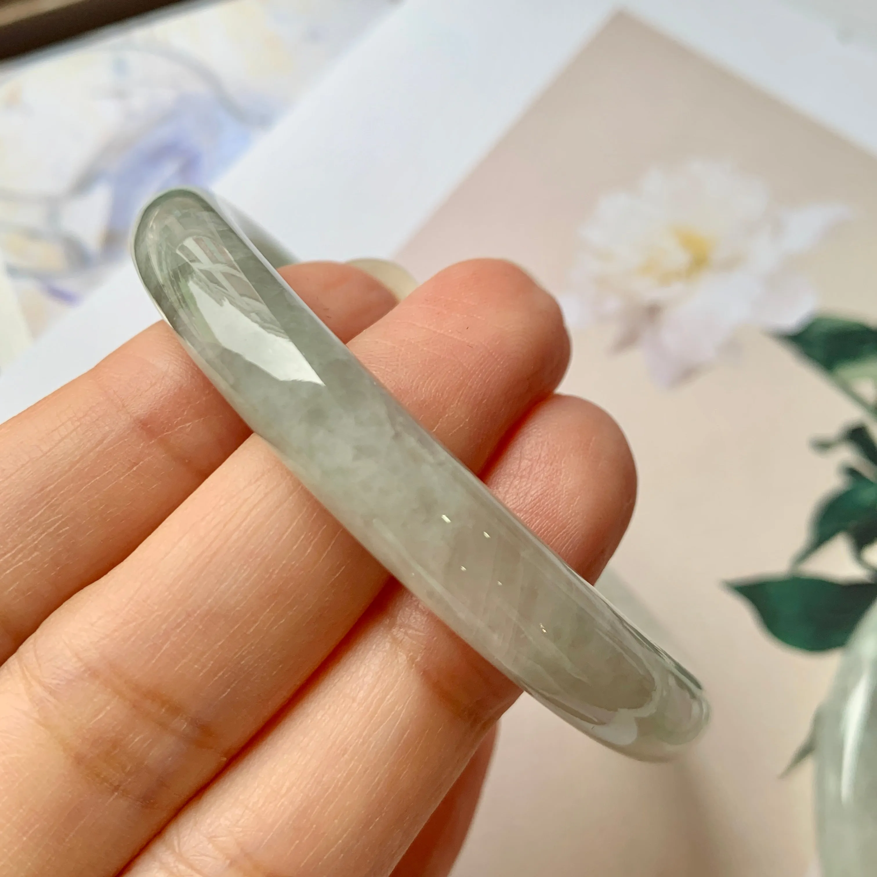 SOLD OUT: 52.4mm A-Grade Natural Light Green Jadeite Traditional Round Bangle No.151944