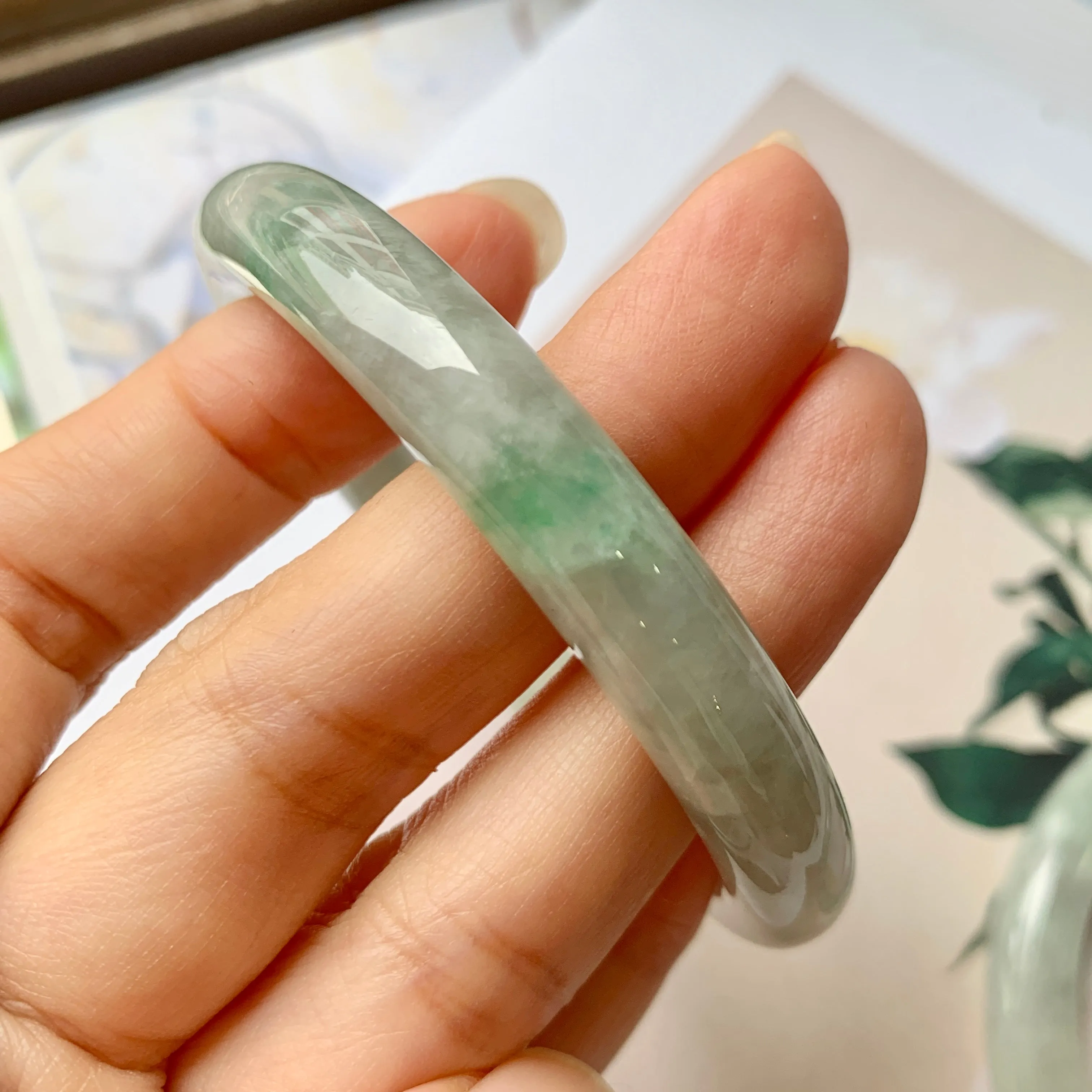 SOLD OUT: 52.4mm A-Grade Natural Light Green Jadeite Traditional Round Bangle No.151944