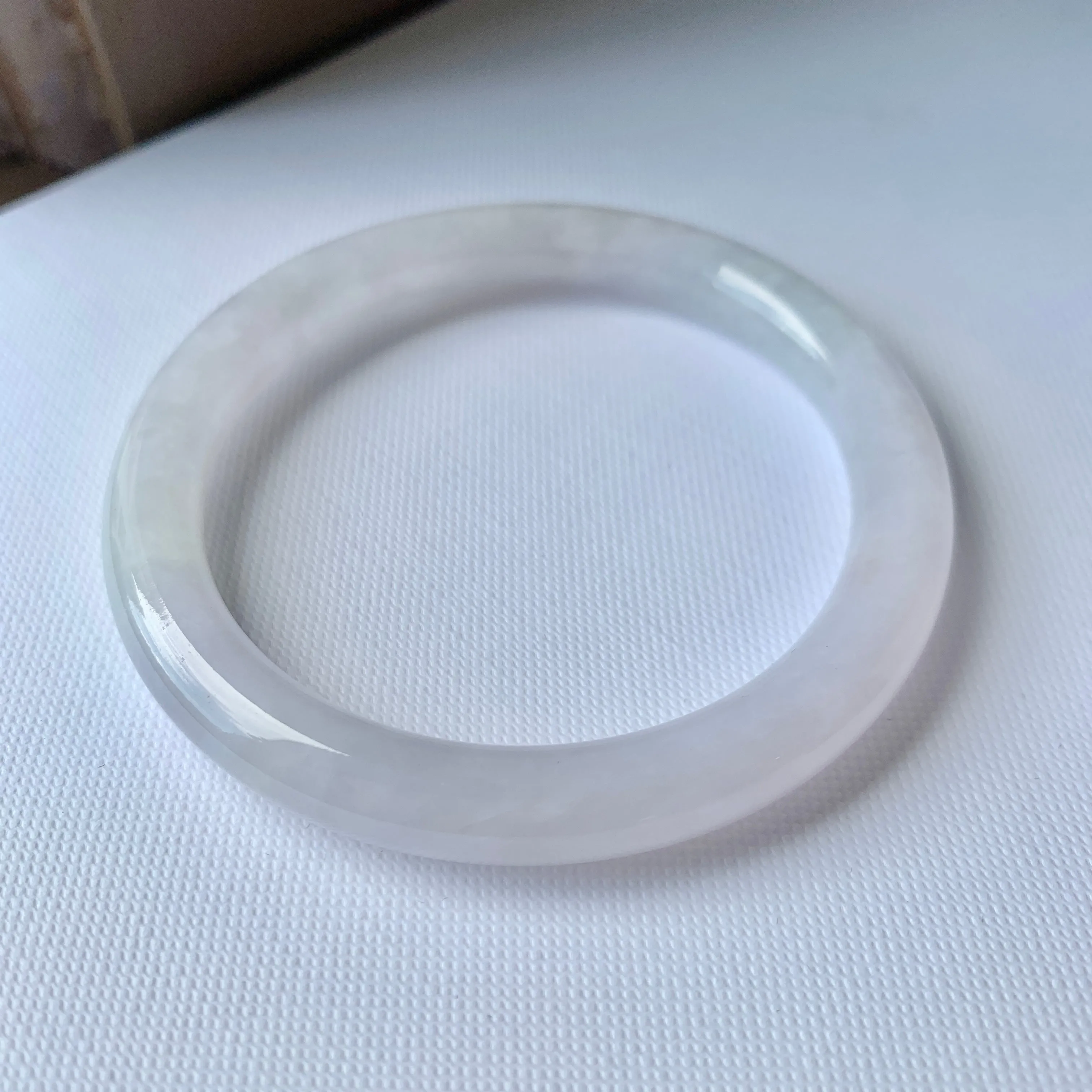 SOLD OUT: 54.4 mm A-Grade Natural Lavender Jadeite Traditional Round Bangle No.151939