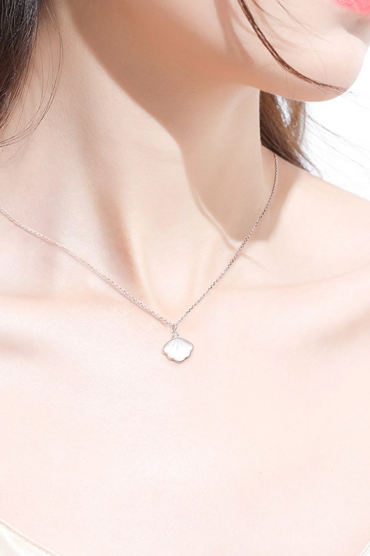 TastyHottie - Minimalist Shell Pendant Necklace