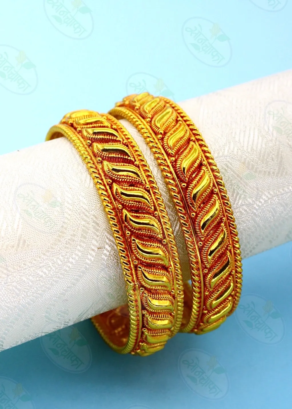 TRADITIONAL PESHWAI BANGLES