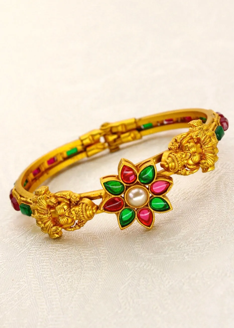 TRADITIONAL TEMPLE WITH FLOWERET KADA