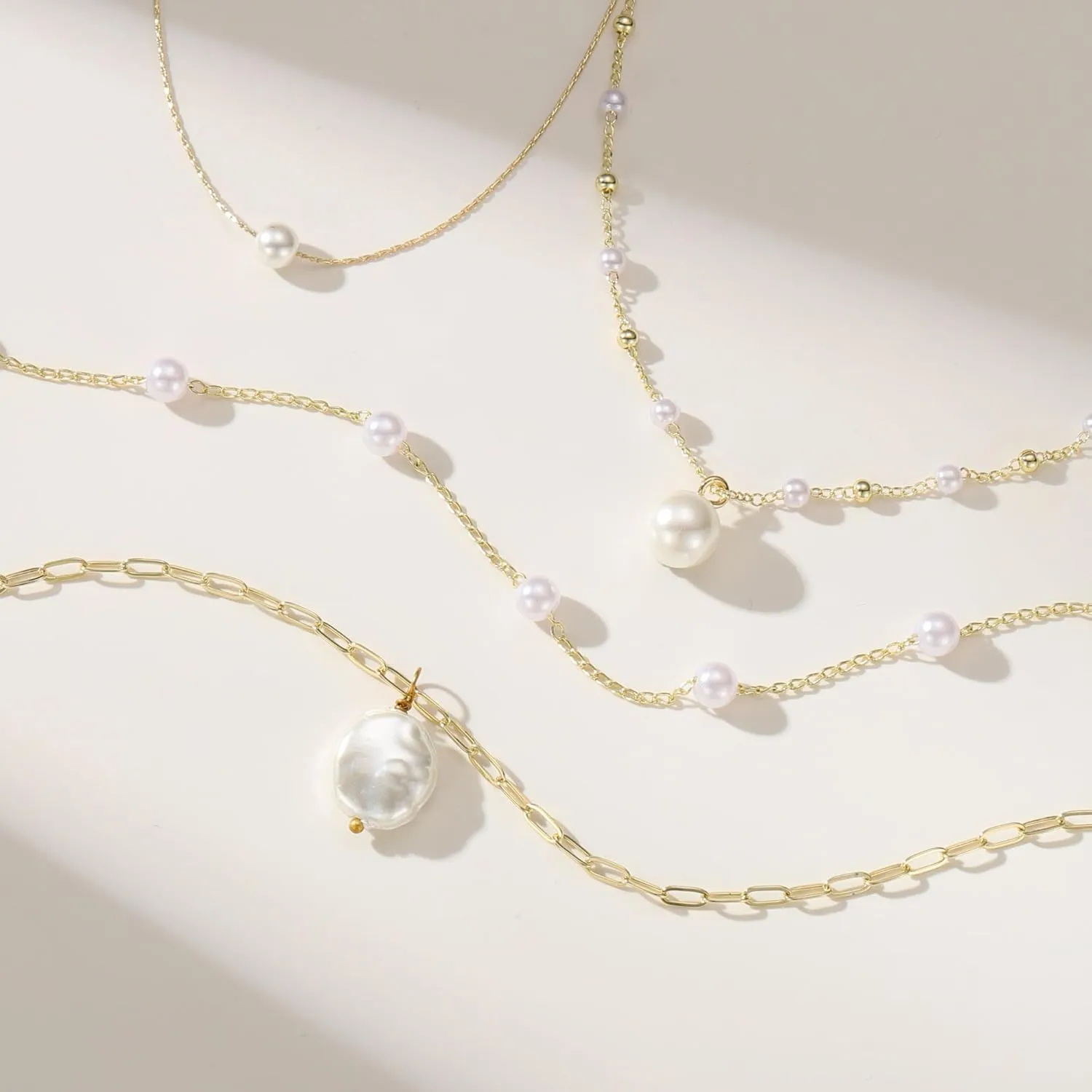 Yoosteel Gold Pearl Necklace for Women, 14K Gold Plated Pearl Pendant Necklaces Minimalist Women Gold Pearl Layered Necklace Dainty Trendy Bridal Bridesmaid Wedding Gifts Gift for Her